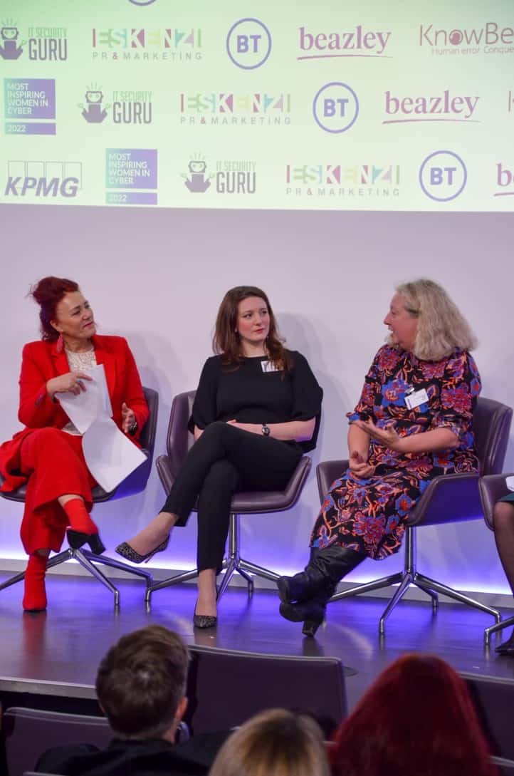 B14FCF77-49C2-43C5-98AD-D56826398212_1_105_c