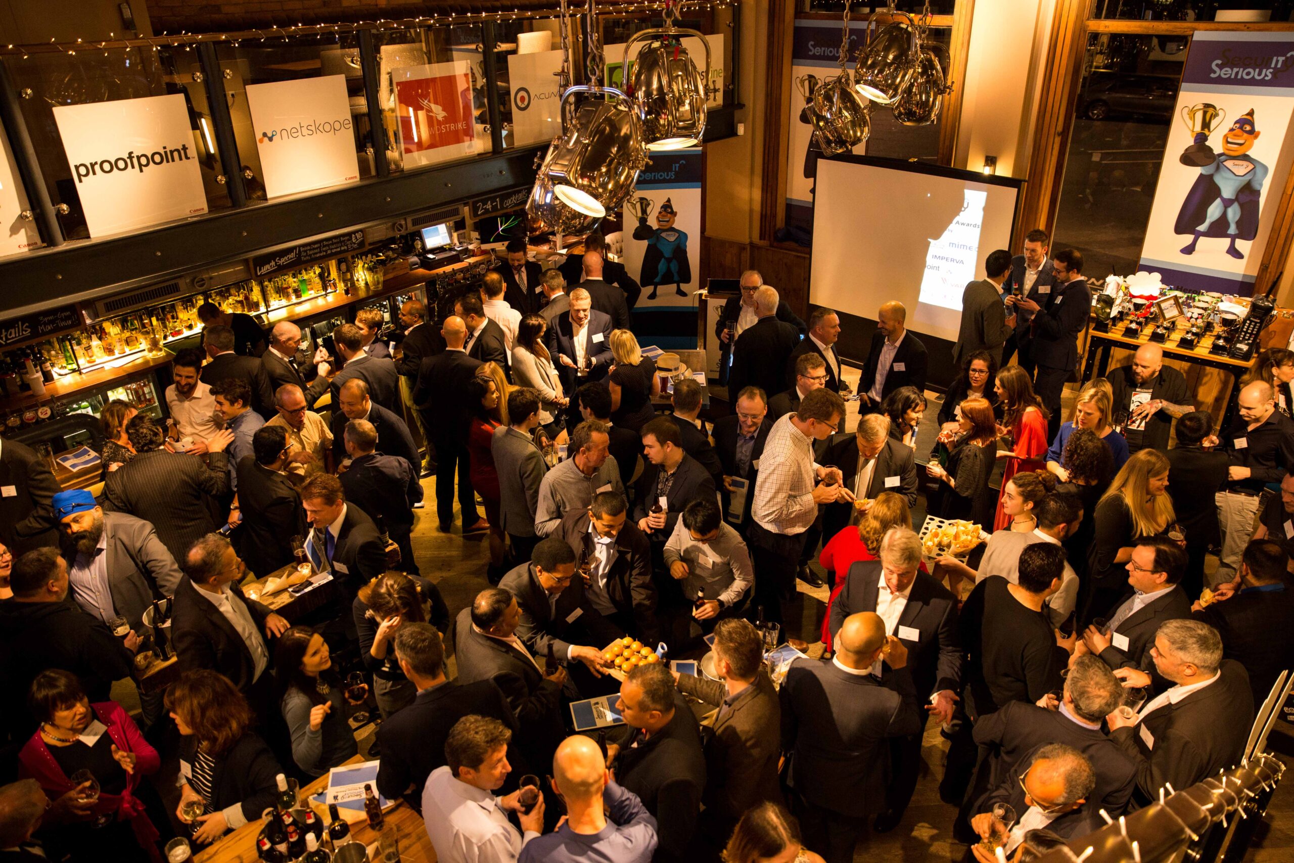 Unsung Heroes Awards 2016 crowd